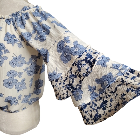 Vintage Havana Women's Size Small Blouse Blue Floral Tie Front Tiered Sleeve - Picture 5 of 12